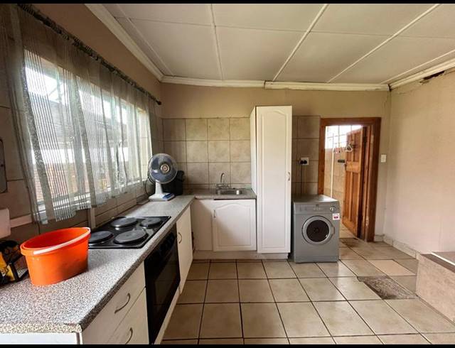 3 BEDROOM HOUSE FOR SALE IN GEDULD